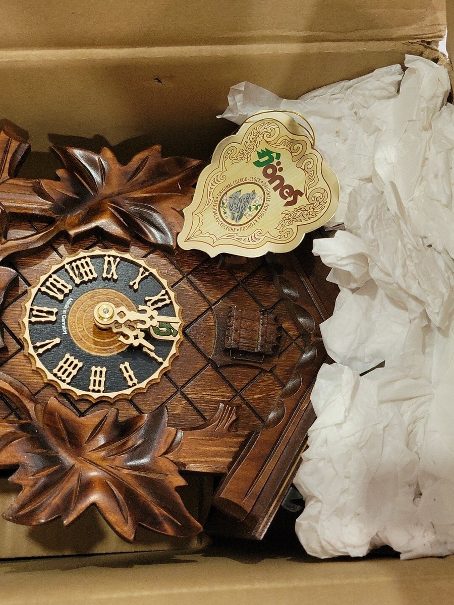 German Black Forest Cuckoo Clock with Five Leaf One Bird 13