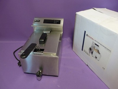 HENDI MASTERCOOK Table Top Deep Fryer Deep Fryer with Drain Tap Professional Line 8L, 3500W