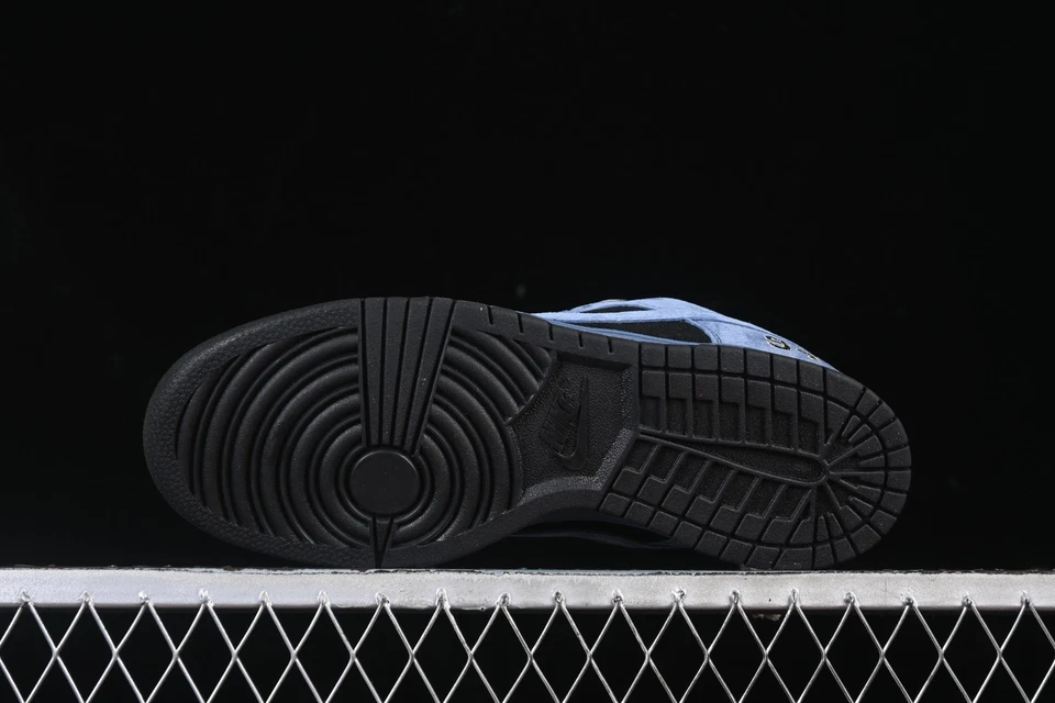 Nike SB Dunk Low Supreme 94 Ocean Fog Foto 3 de 4