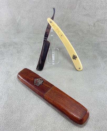 Vintage PUMA 1 5/8 Solingen Friseur Freund No.1 Straight Razor w/ Case ...