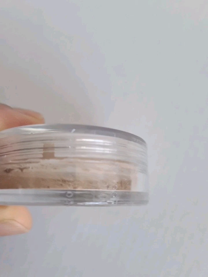 Sheer Cover Mineral Foundation LATTE 1.5g New Sealed Rare Genuine FREE FAST P&P - Image 3 of 4