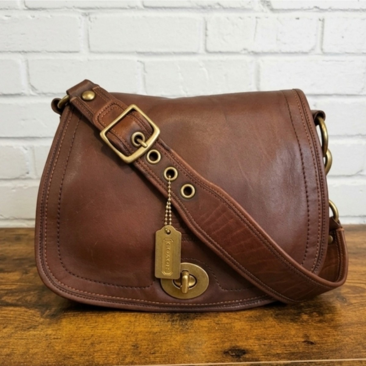 coach リュック Coach 11134 Ali Whiskey Vachetta Leather Shoulder Bag 65th