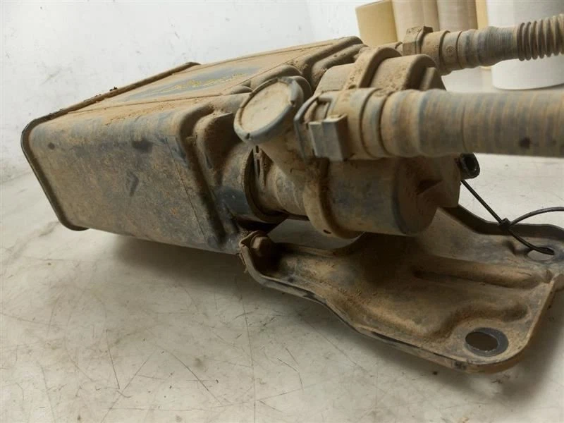 2009 SCION XD 1.8L FWD MT VASILHA DE VAPOR DE COMBUSTÍVEL - Imagem 2 de 4