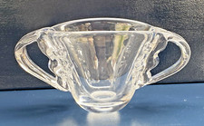 Ancien grand vase à anses en cristal de Val Saint Lambert  -  signé  -