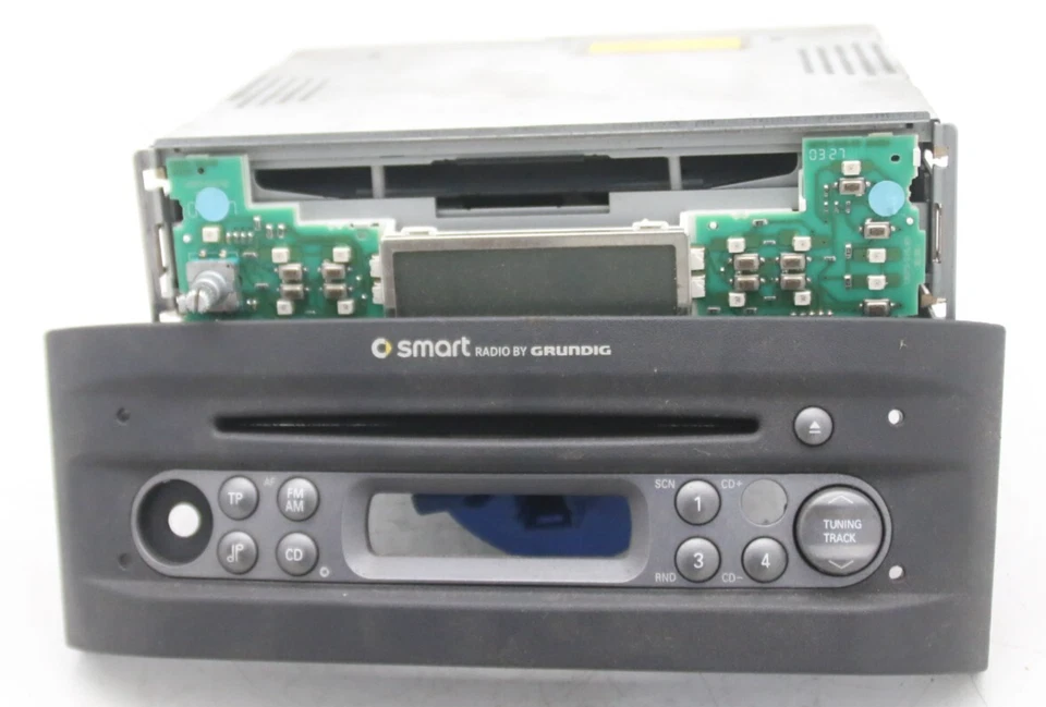 CD Radio Original Smart 452 Coupe / Roadster 0009443V003C59Z00 - Bild 4 von 4