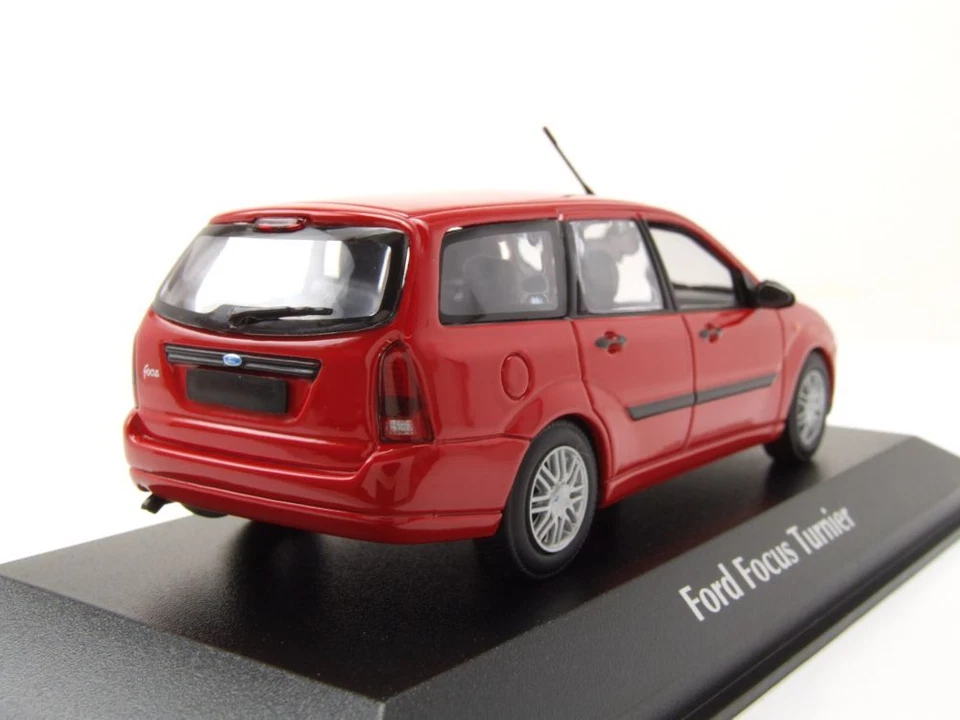 Ford Focus Familiare 1998 Rosso Modellino Auto 1:43 Maxichamps - Immagine 2 di 4