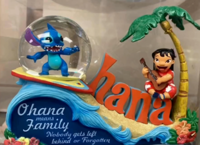 Disney Ohana Means Family Lilo & Stitch Musical Glitter Globe