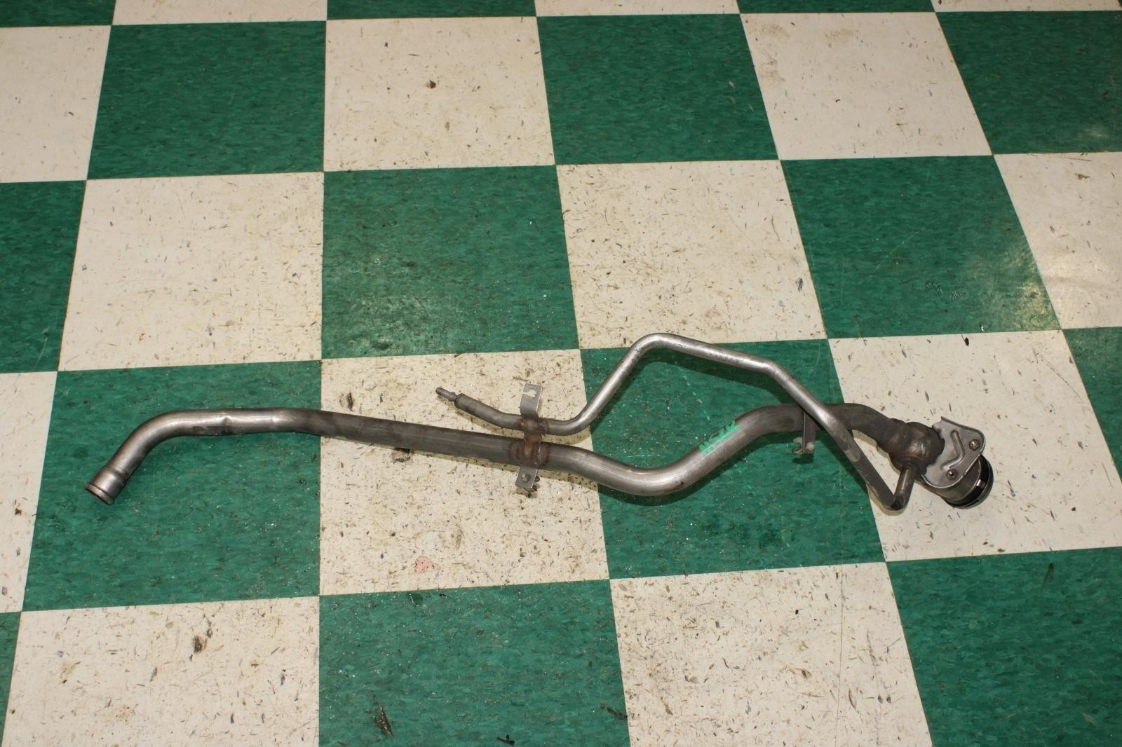 Maserati Ghibli 2014-2020 Fuel filler hose