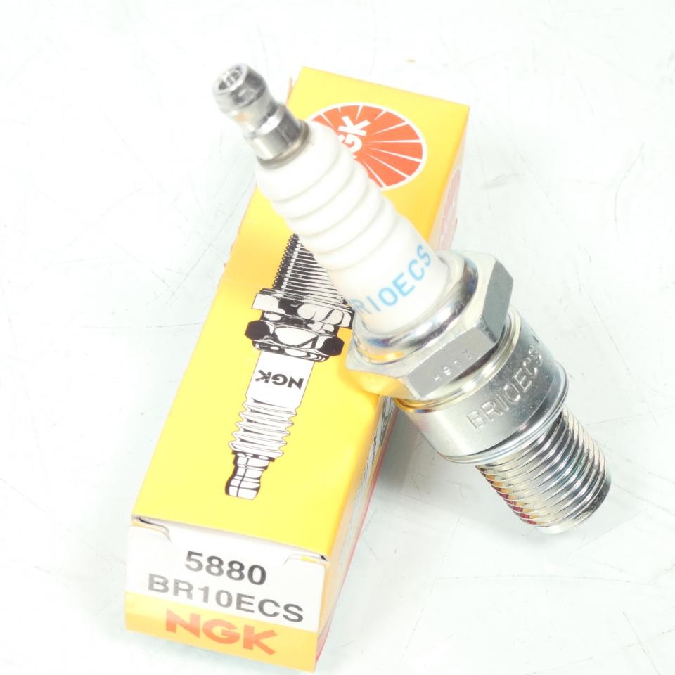 Bougie d'allumage NGK BR10ECS 5880 moteur essence berline citadine