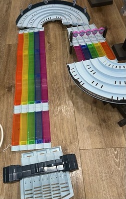 Hot Wheels Mario Kart Rainbow Road Raceway Track Set GXX41   5-Lane Used