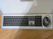 New Unused Genuine Dell Mutli-Device Wireless Keyboard w/Mouse KM7231W 4JPHT