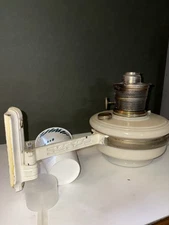 ALADDIN  Oil  Lamp  with Wall  Bracket