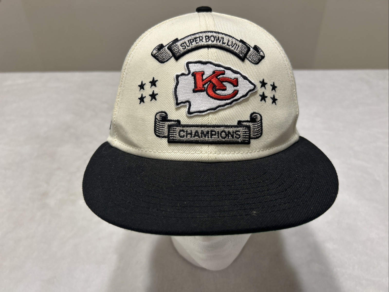 Kansas City Chiefs Super Bowl LVII Champions New Era 9FIFTY Locker Room Cap