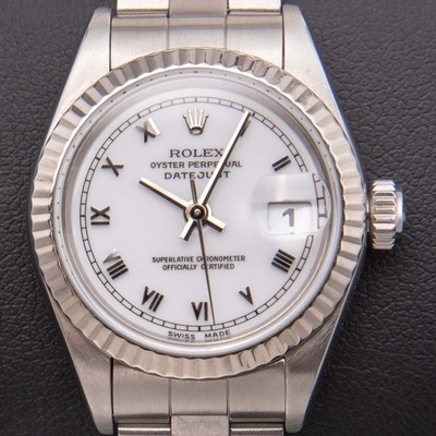 Rolex Datejust 69174 Fluted Bezel Oyster Bracelet Watch 26mm White Roman Dial