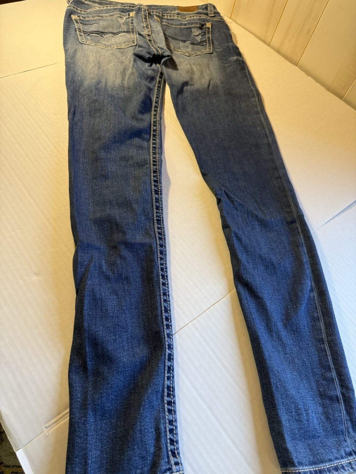 BKE Women’s Mid Rise Skinny Slim Fit Stretch Jeans Blue Medium Wash Size 28