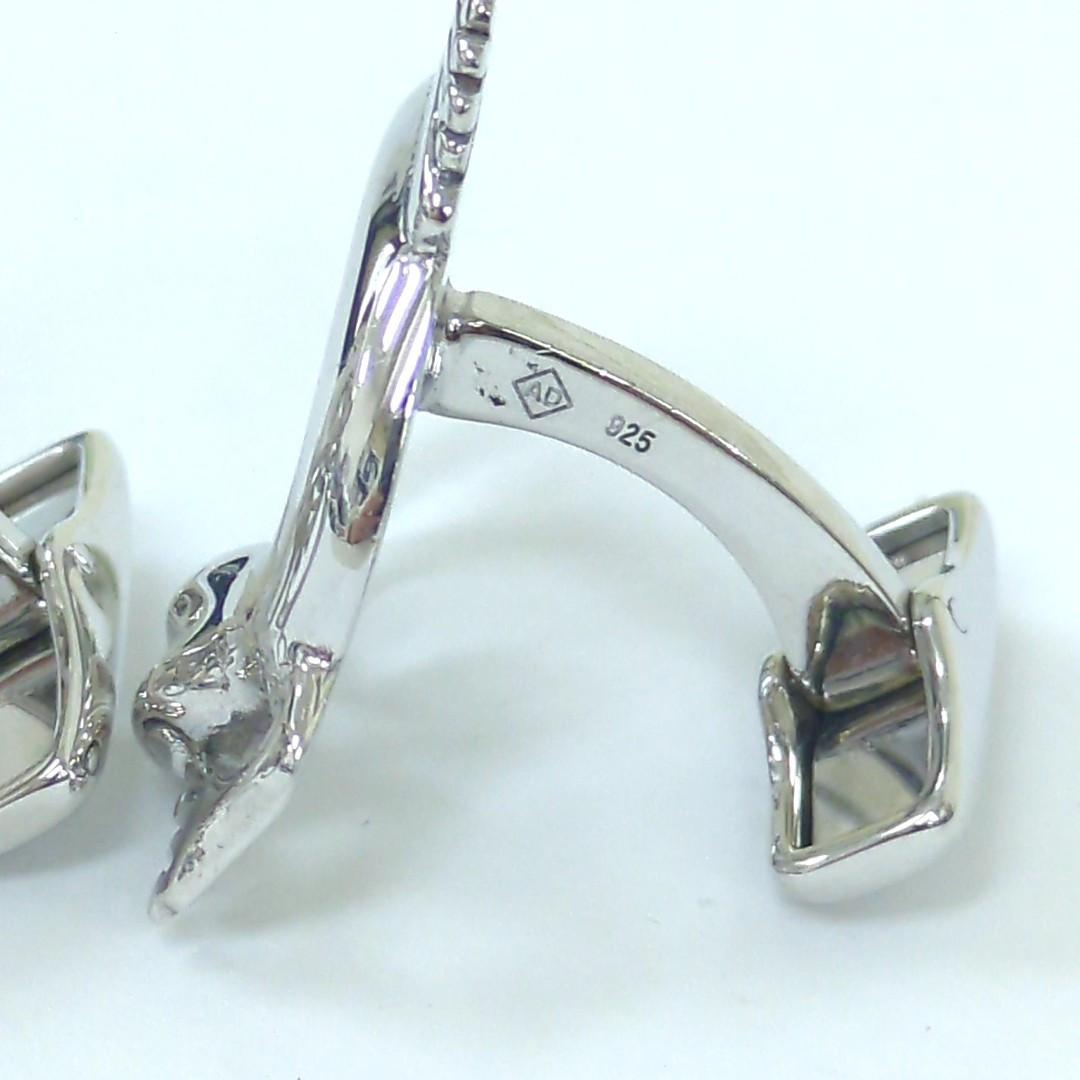 dunhill Cufflinks Lizard Silver 925 Men's W/Box Used from dunhill Cufflinks Lizard Silver 925 Men's W/Box Used from