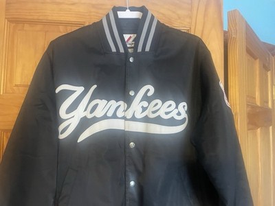 Black NEW YORK YANKEES Majestic Satin Bomber Jacket, Size: Mens