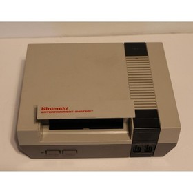 Sistema de entretenimiento Nintendo NES-001 consola NES juego de acci&oacute;n con mandos J