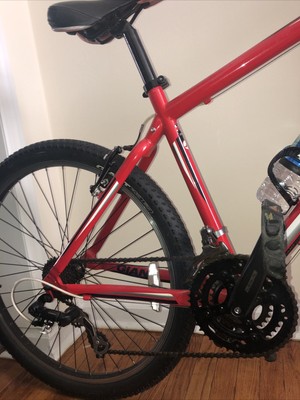 BOULDER GIANT Hybrid Bicycle Red Color 