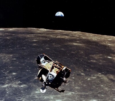 Apollo 11 - Erde vom Mond aus gesehen unsigniertes Foto - Spende für wohltätige Zwecke *3
