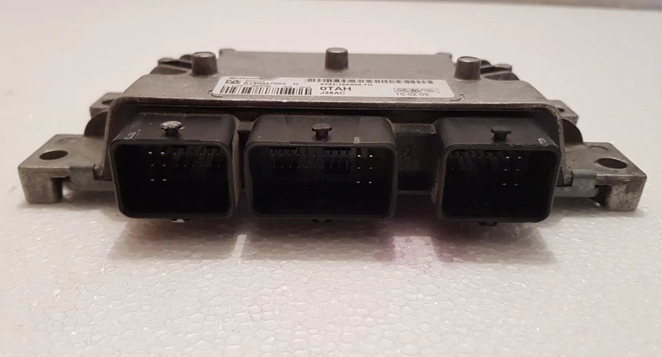 FORD FIESTA MK6 2008-17 CENTRALINA MOTORE ECU 8V21-12A650-TH - Immagine 2 di 3