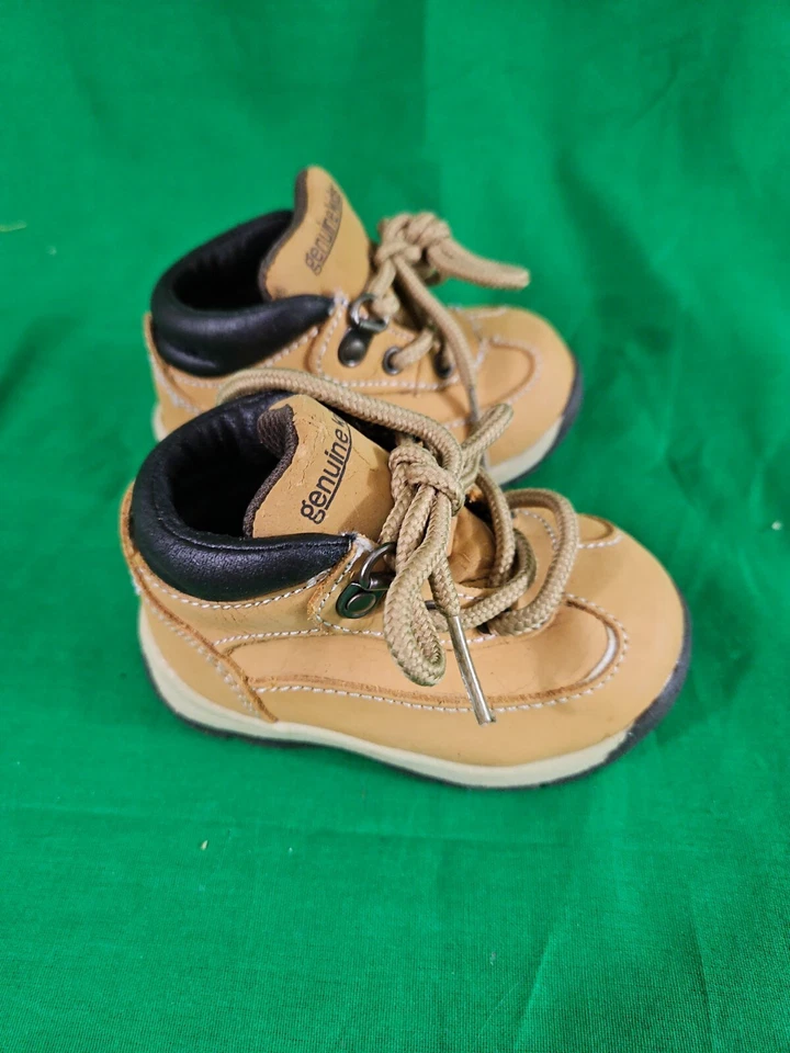 Genuine Kids Toddler Boy Size 3 Leather Upper Boots Brown/Beige From OshKosh  - Image 2 of 4
