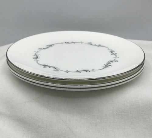 Royal Doulton “Coronet” H4947 Bread/Butter Plates Lot Of 3 (Replacement Plates) - Picture 2 of 12