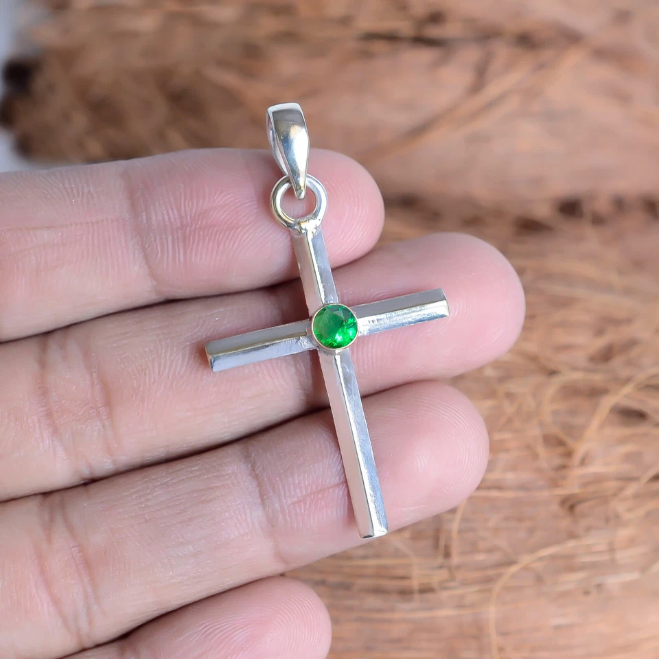 Collar Cruz Plata Esterlina 925 Piedras Preciosas Diópsido Regalo Para Niño Navidad Foto 4 de 4