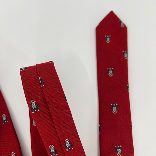 Vintage Redwood & Ross Necktie Mens Red Business Shirt Suit Tie Coat of Arms - Picture 5 of 7