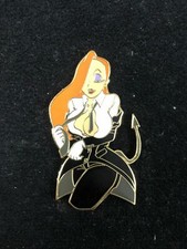 DISFRAZ PIN DISNEY FANTASÍA JESSICA CONEJO DIABLO BLANCO Y NEGRO