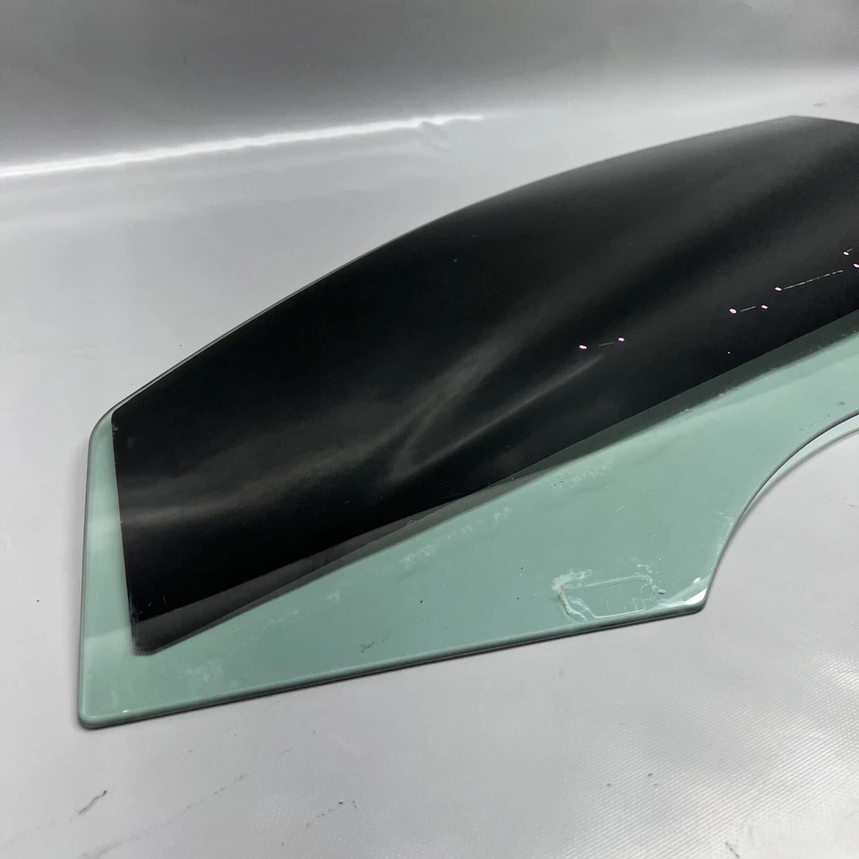 MERCEDES BENZ CLA250 DOOR GLASS LEFT FRONT 2014 2015 2016 2017 OEM  Foto 3 de 4