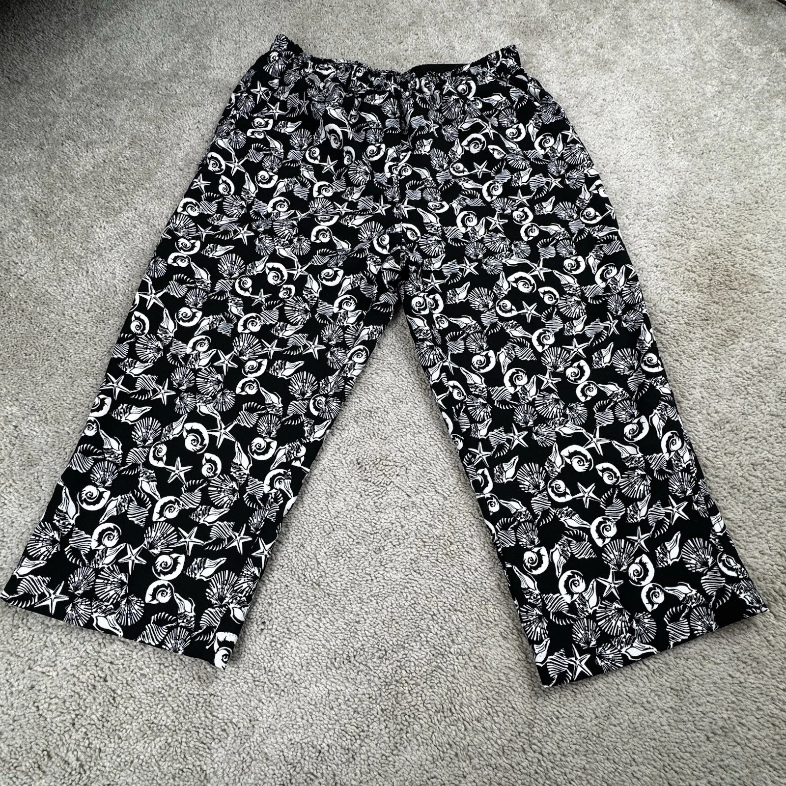 Kim Rogers Black Cropped Comfort Waist Capri Pants Size 6 NWT
