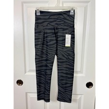 Old Navy Active Elevate Leggings High Rise Crop Size S NWT