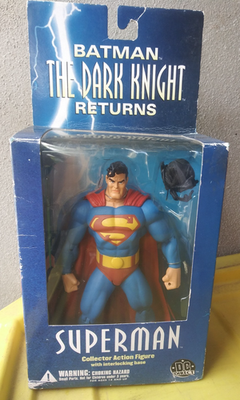 New Batman: The Dark Knight Returns 1/6th Superman Makes A Landing