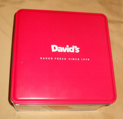 *David's Cookies EMPTY Collectible Large Red Metal Tin Square ~ 8  X 4.5 