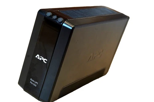 APC Back-UPS Pro 550 (BR550GI) USV System