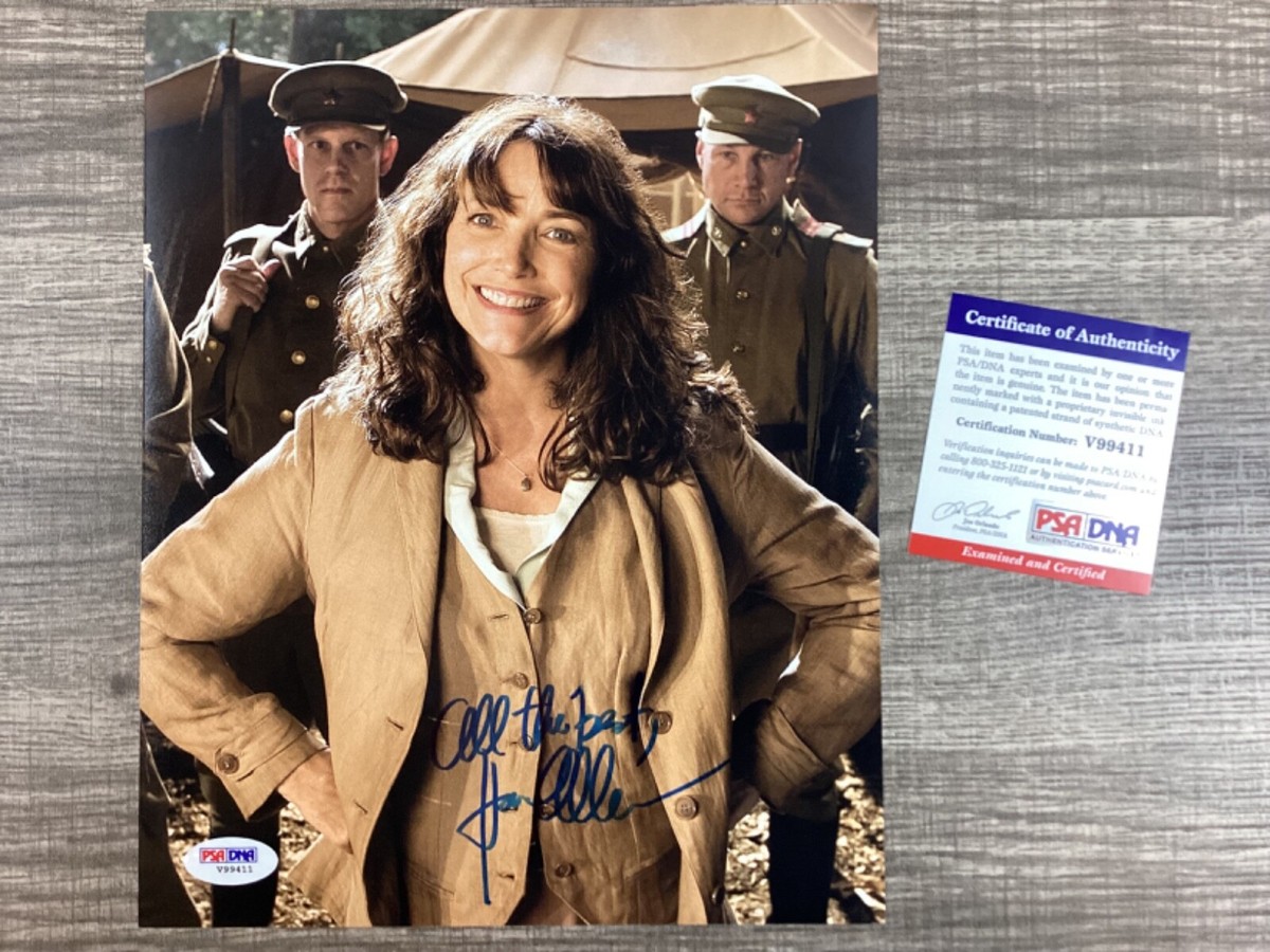 SSG) Sexy KAREN ALLEN Signed 8X10 Color 