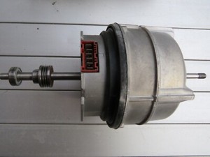 Bosch Siemens  Kondenstrockner Wäschetrockner Motor 304.7725