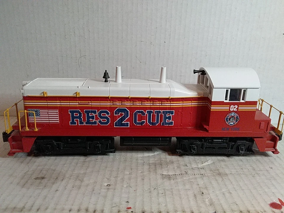 MTH Rescue 2 NW-2 Switcher Locomotive W/Proto 2 - Image 2 of 4