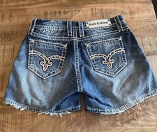Rock Revival Julie Mid Rise Shorts 27