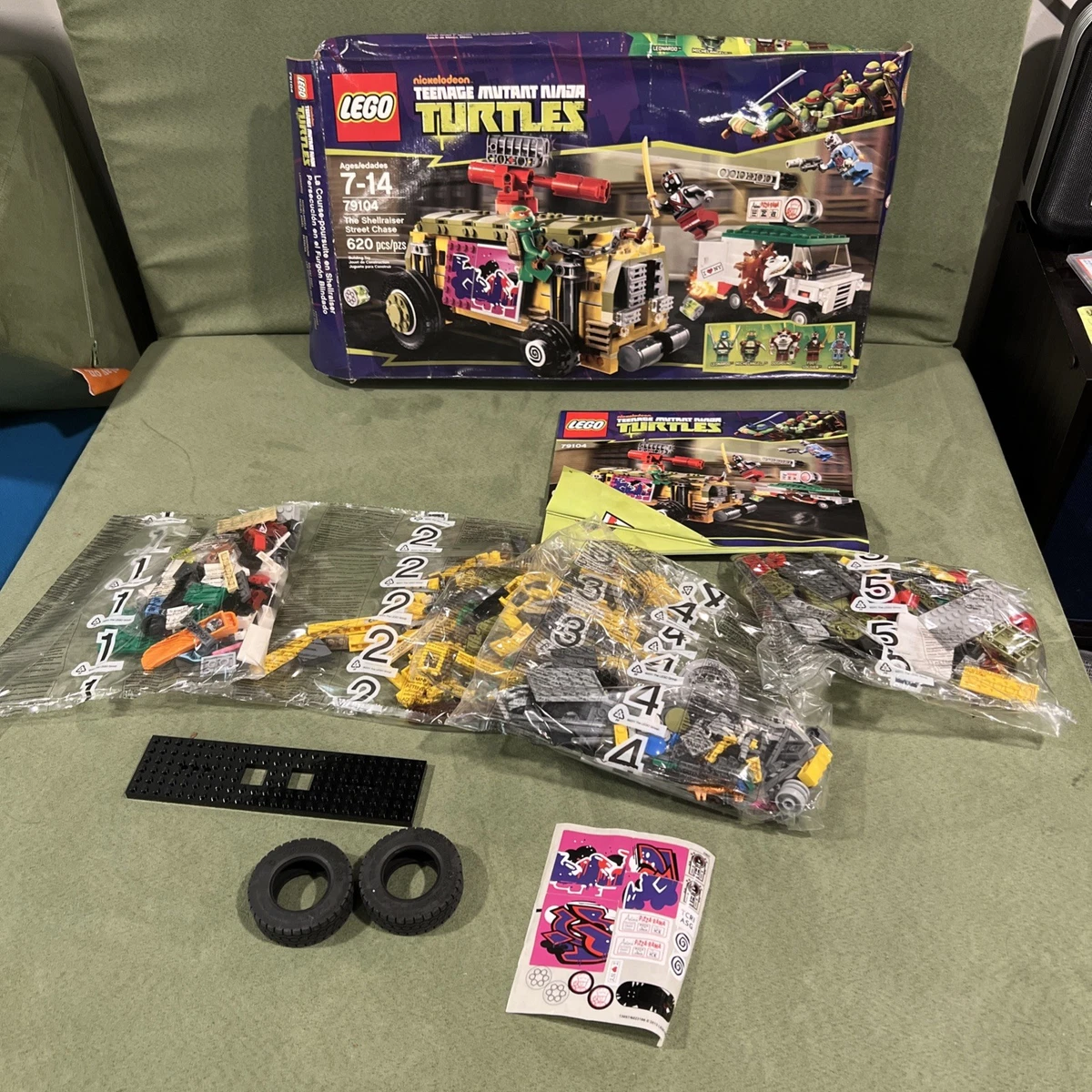 25+ LEGO Teenage Mutant Ninja Turtles Box LEGO (R) Complete Sets