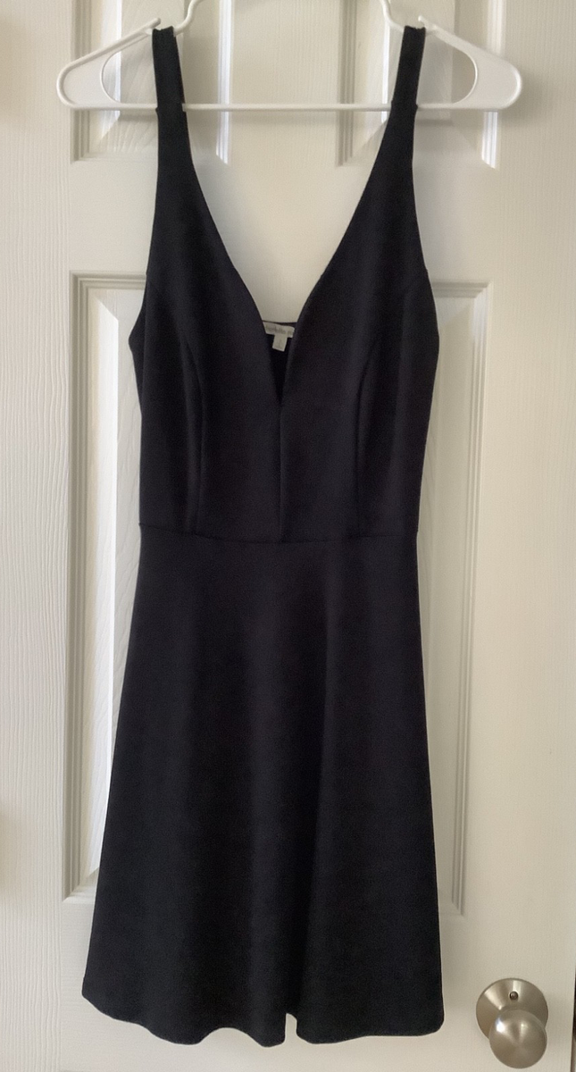 charlotte russe fit and flare dress Charlotte Russe Black Fit and Flare Mini Dress V-Neck Sleeveless Stretchy  Size S