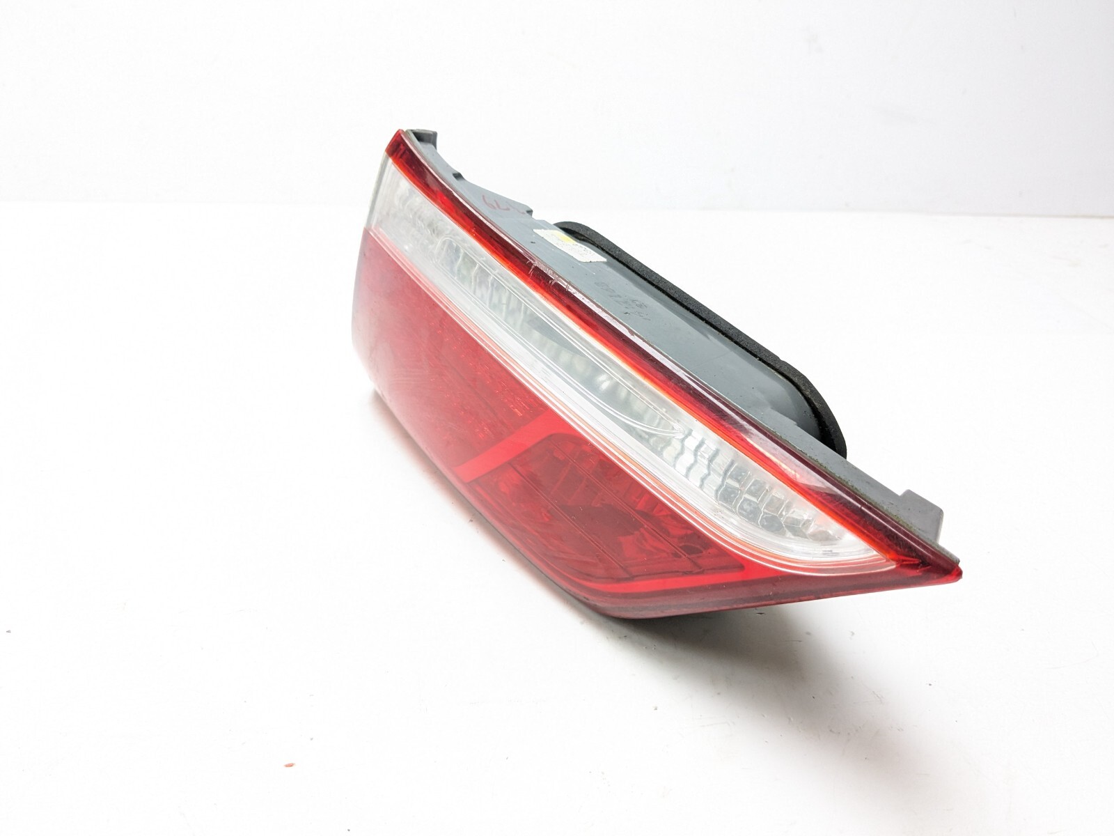 Hyundai I40 2015 - 2018 Saloon LED Right Driver Rear Light & Bulb 