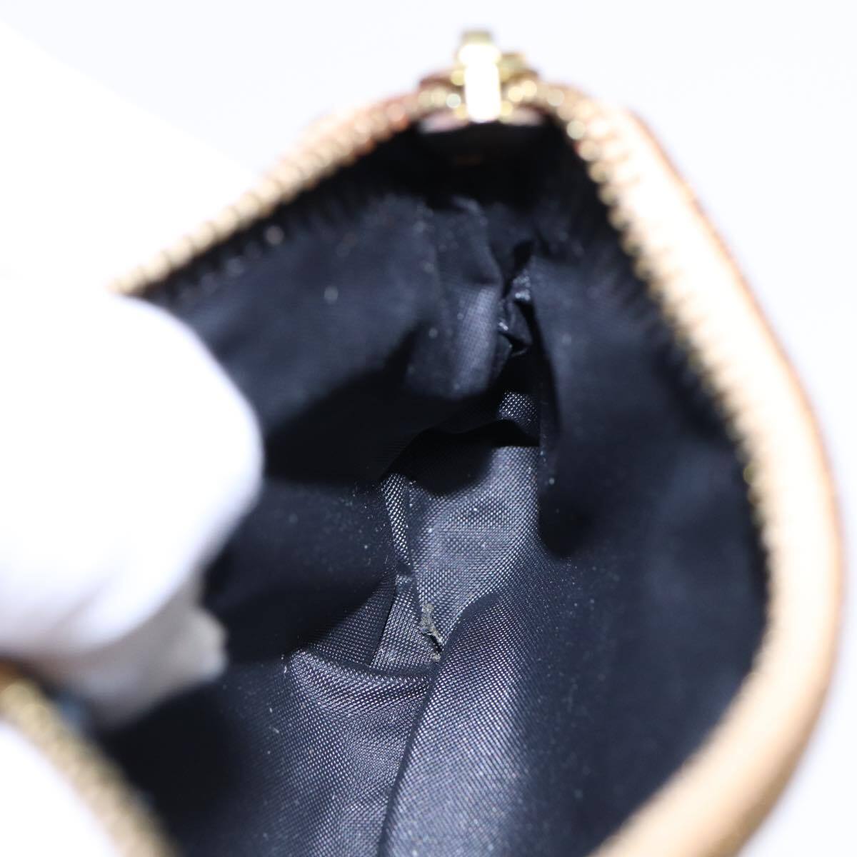 Salvatore Ferragamo Gancini Coin Purse Leather Gold Auth Salvatore Ferragamo Gancini Coin Purse Leather Gold Auth