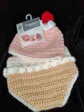 New Baby Hand Crocheted Hat  Diaper Cover 2 Piece Set 0-9 Months Ice Cream