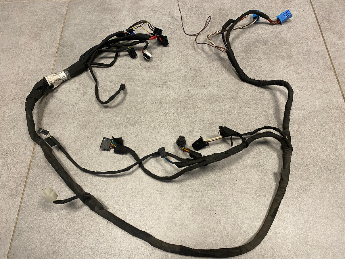 Mercedes G class W463 GENUINE Front Passenger's Door Wiring