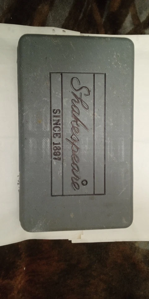 Juego de cuchillos Shakespeare (3) con afilador + tabla de cortar nunca usados Foto 3 de 3