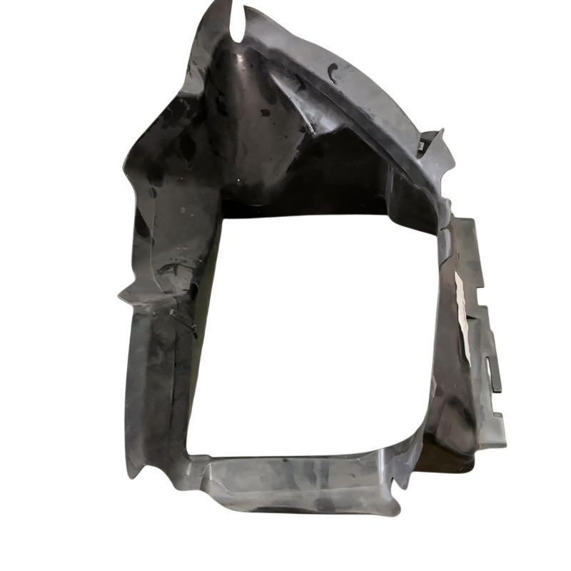 Tuyau d'admission d'air droit avec isolation thermique pour Touareg 7P6117336A