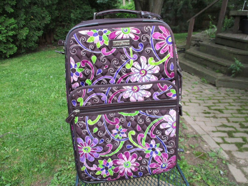 Vera Bradley Purple Punch Expandable Wheelaboard Luggage Suitcase 201-21-541-WAB