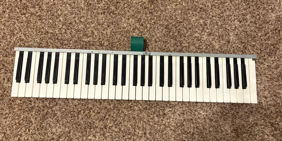 Casio CZ-5000 61 Keyboard Synthesizer Parts Only! - Image 4 of 4
